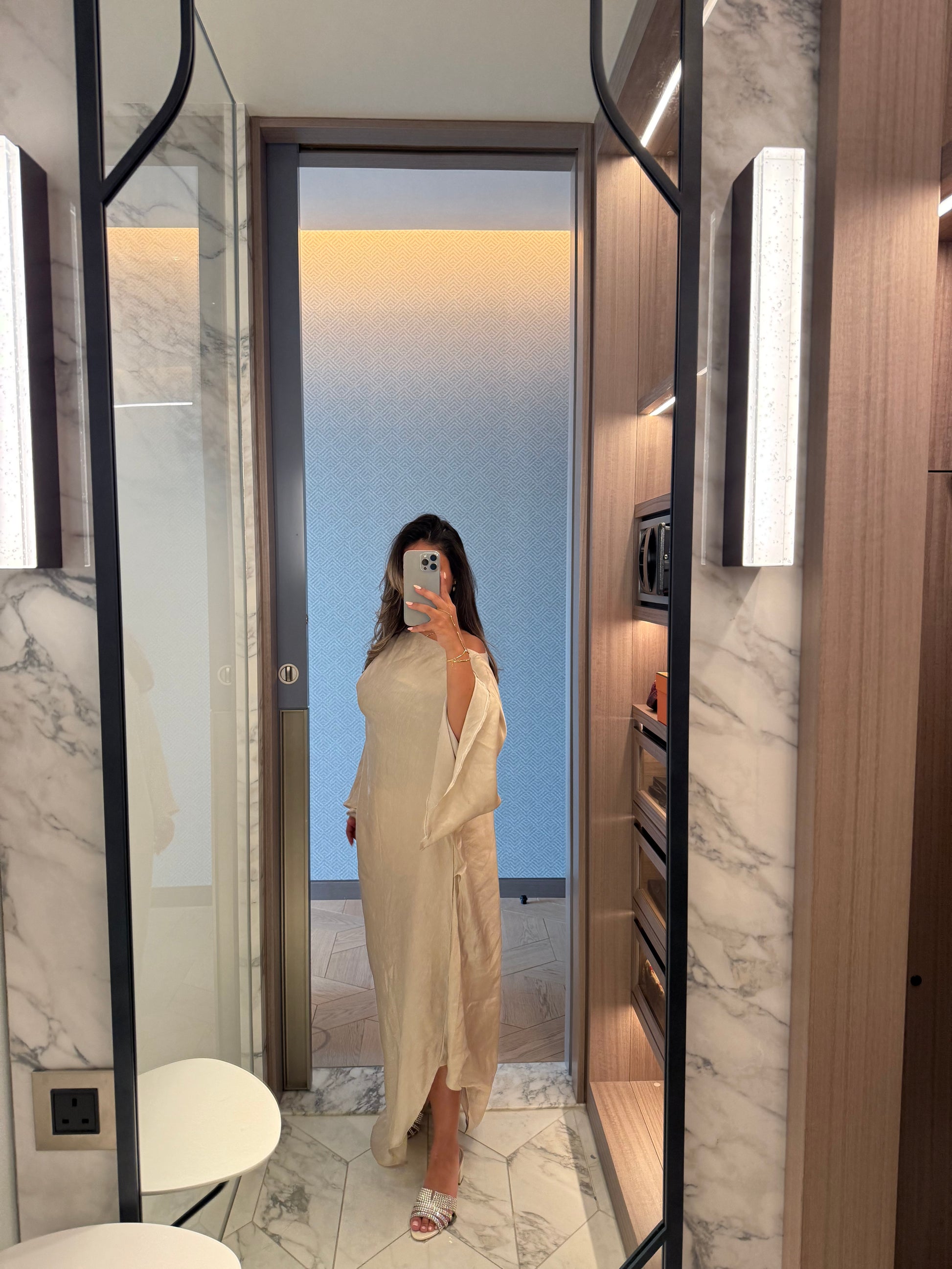 baggy dress in latte