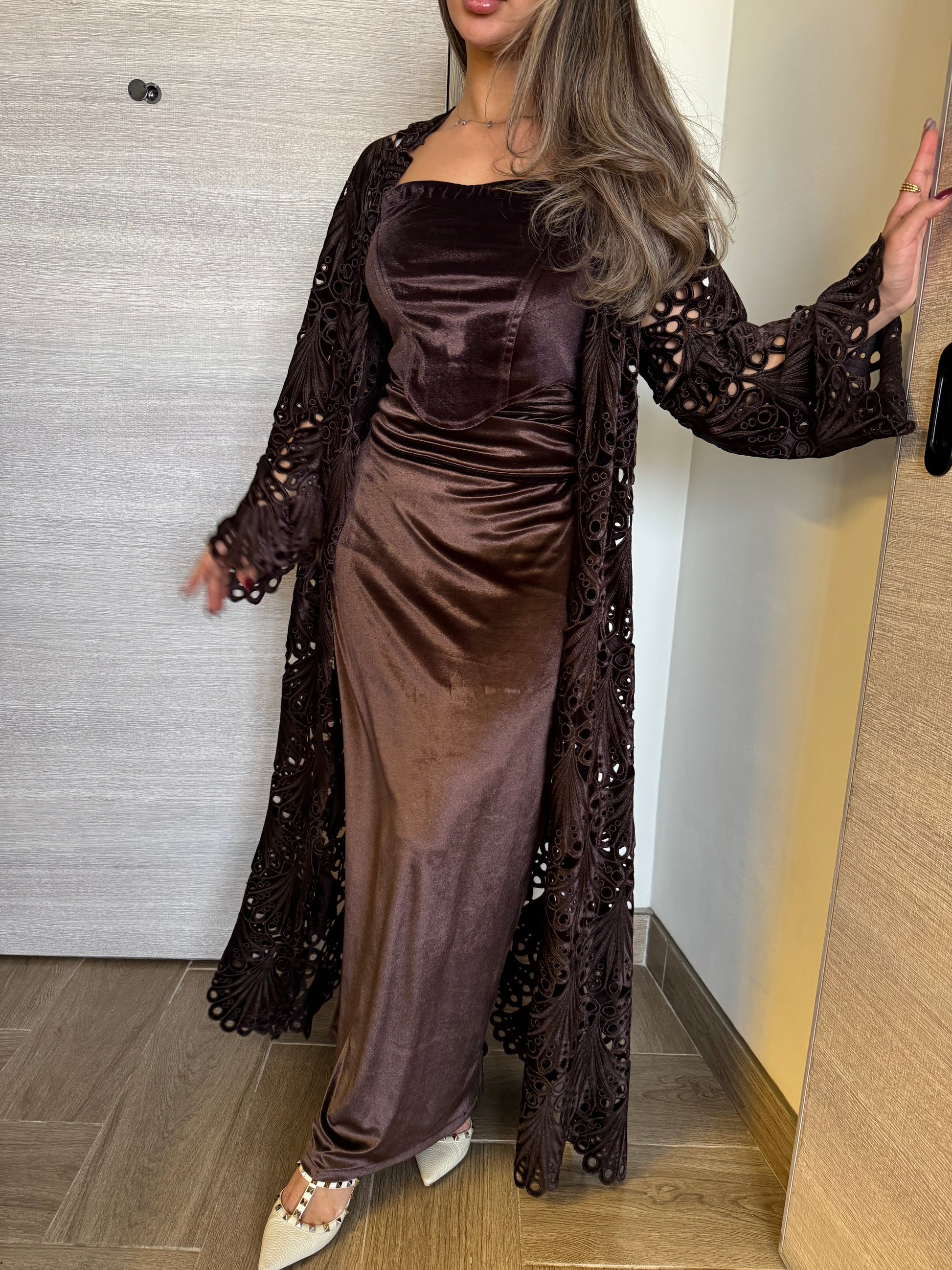 Extra brown in velvet kaftan R’25🌙