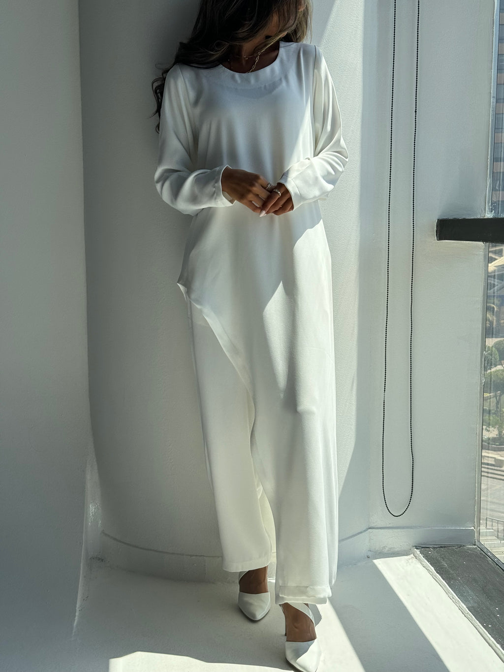 All white set جاهز للتوصيل